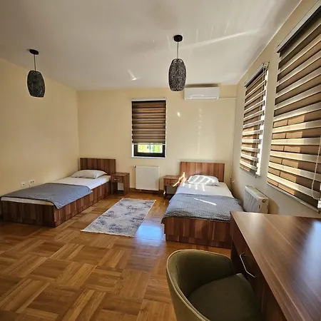 Bed & Breakfast Divanhana 1 *